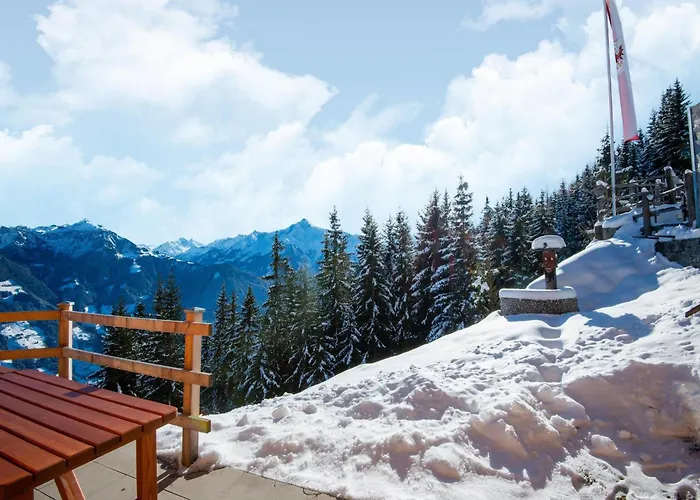 Nase At 1700m In The Zillertal Dağ evi